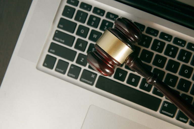 Marketing Tips for Lawyers to Create Valuable Legal Content