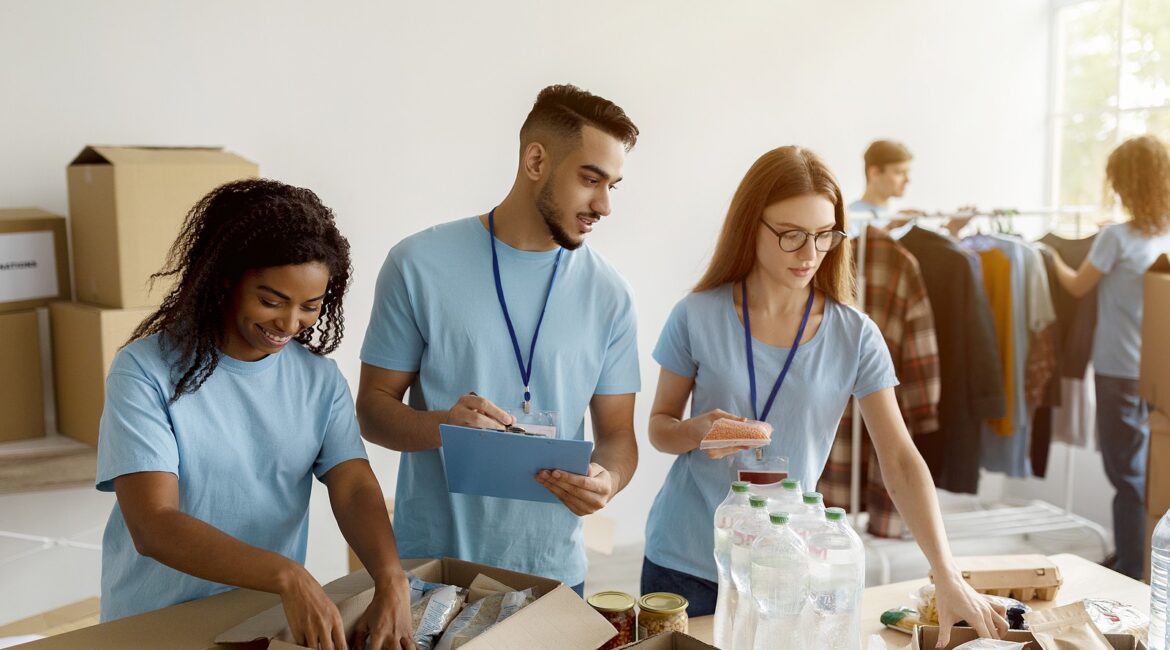 Group of young people helping an organization to represent local seo links for law firms